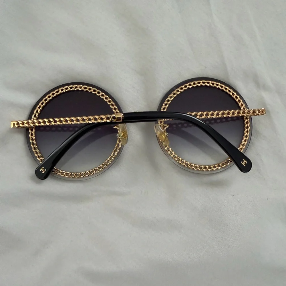 CHANEL chain rimless